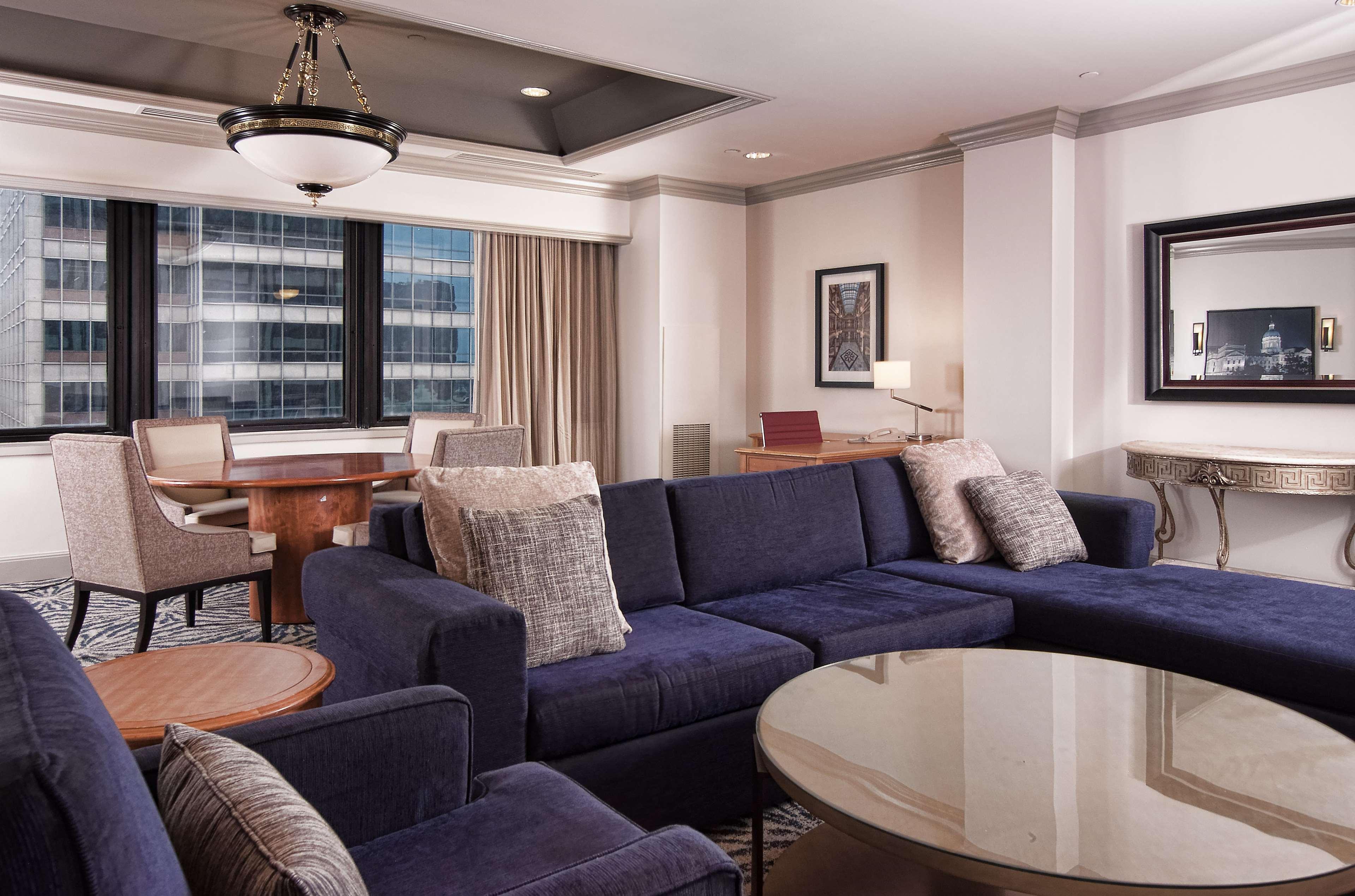 Hilton Indianapolis Hotel & Suites Eksteriør billede