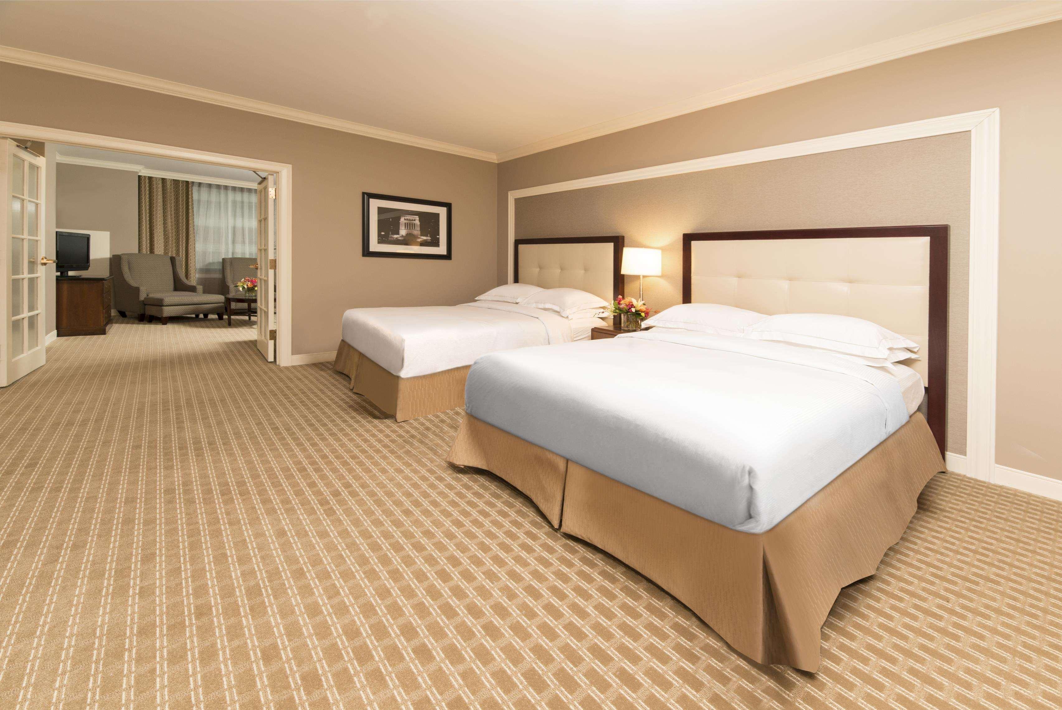 Hilton Indianapolis Hotel & Suites Eksteriør billede